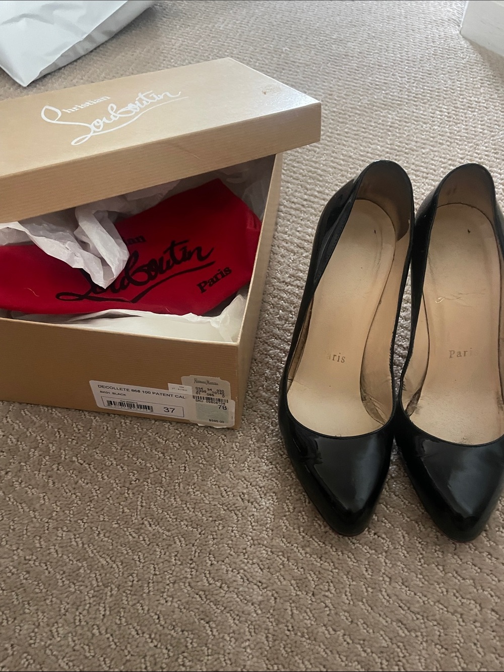 Christian Louboutin Black décolleté 100 black Patent Pumps